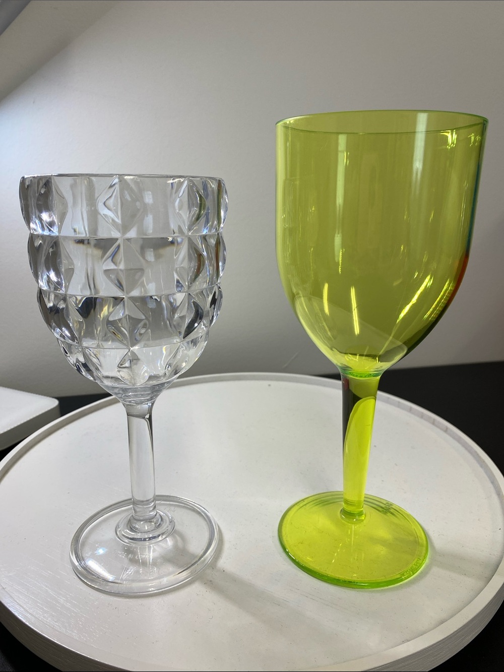 4 for $25 - Set of 2 Outdoors, Poolside or Hot Tub Plastic Wine Glasses, NWOT